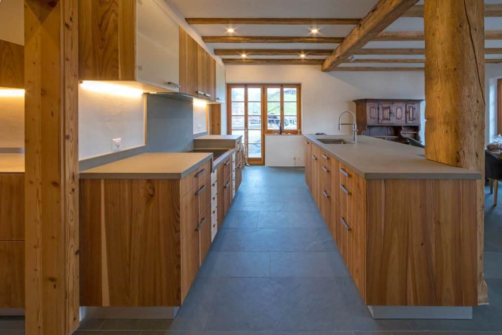 hirzelmoebel Schärer Schreinerei Küche Massivholz Ulme